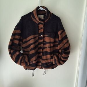 Fleecey Tiger-Hidden Cozy